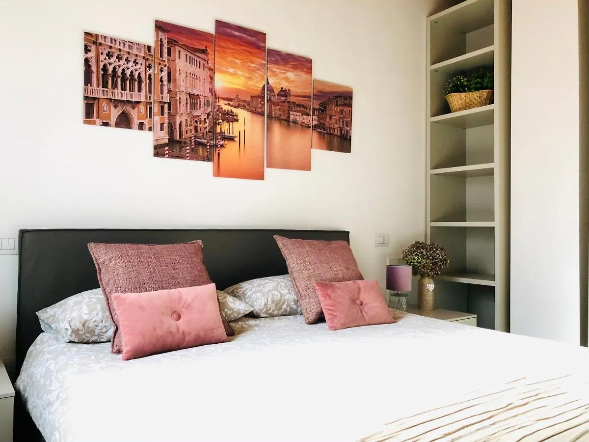 Апартаменты Stepandgo Milano Navigli Италия