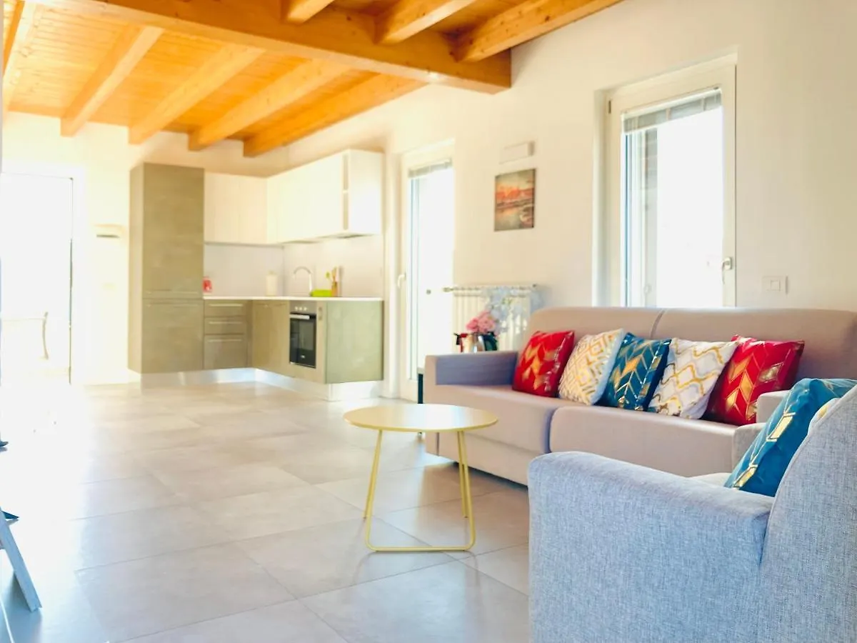 Апартаменты Stepandgo Milano Navigli